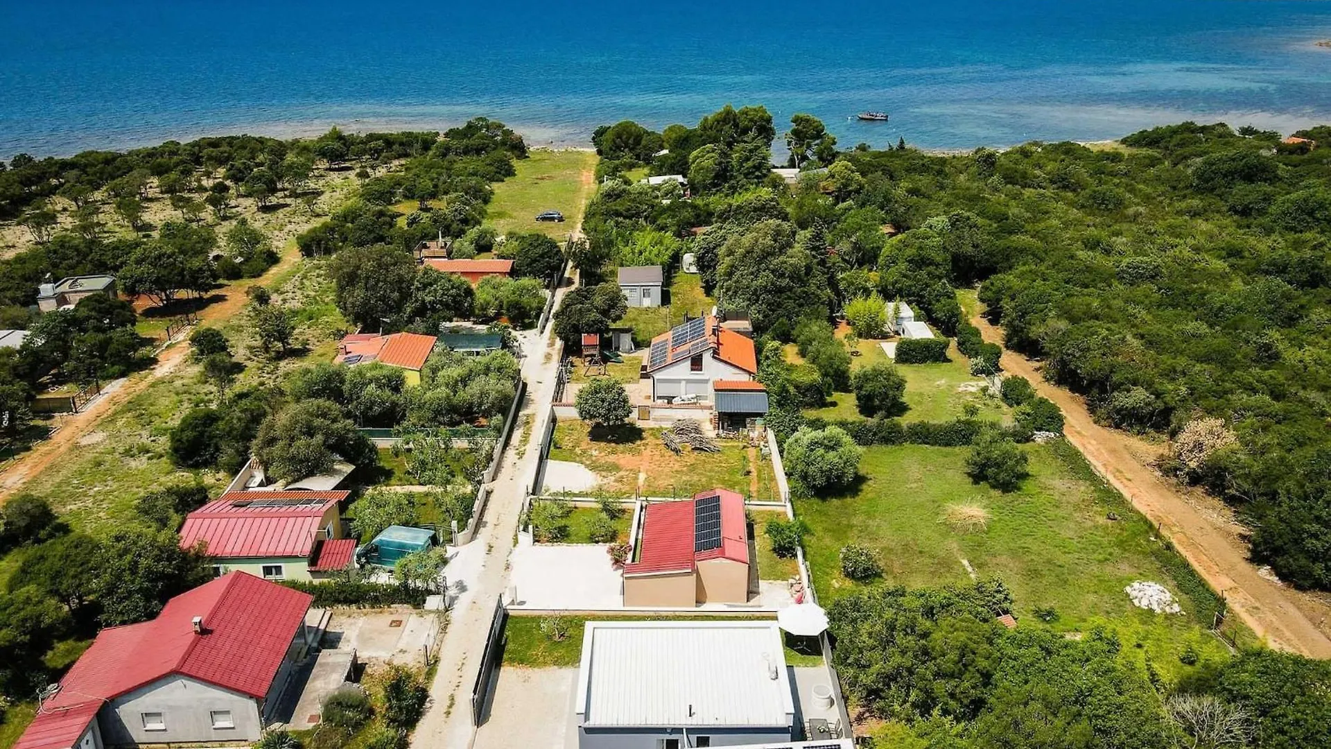 Holiday home Eco Beach House Peroj - 100 M From The Beach Croatia